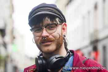 ALLEMAAL ANTWERPEN. “Met mijn surfband trek ik naar Italië en Amerika”