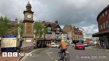 Labour and Lib Dems announce deal to lead council