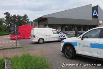 Autopsie geeft geen uitsluitsel over de doodsoorzaak van man (47) die op parking Aldi is aangetroffen