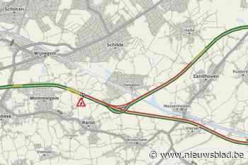 Drie rijstroken versperd naar Antwerpen door ongeval met vrachtwagens op E313 in Ranst