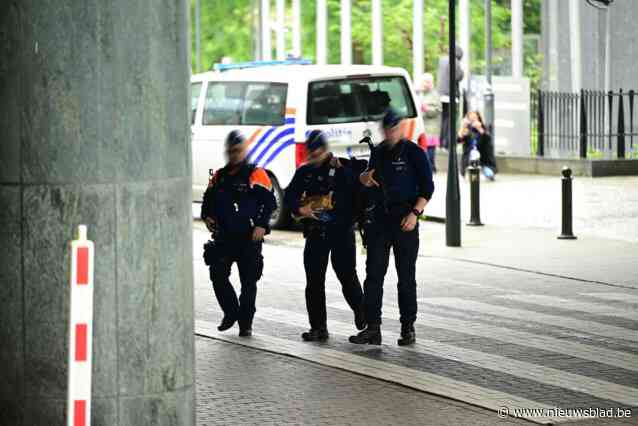 Huiszoeking in Europees Parlement in dossier rond Russische inmenging: “Medewerker verdacht van passieve corruptie en lidmaatschap van criminele organisatie”