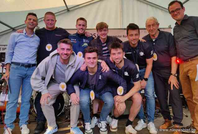 Gemeente huldigt sporters die in de prijzen vielen