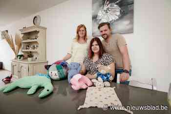 Sterrenouders Shana (30) en Glenn (32) bieden troostknuffels aan in samenwerking met Olense naaister: “Postieve impact op verwerking van verdriet”