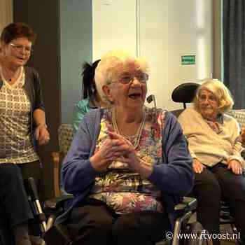 Rolstoeldansen in Enter groot succes: "Anders zit je ook maar op je kamer"
