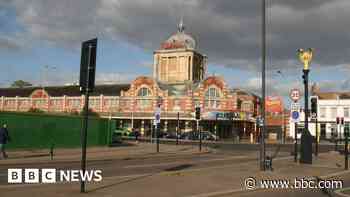 Seaside building added to 'endangered' list
