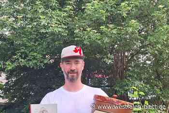 Multitalent und Mythos: „Holderbusch“ findet sich in vielen Bürener Familien