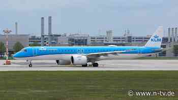 Passagiere müssen Tod mitansehen: Person wird in Flugzeug-Triebwerk gesogen und stirbt