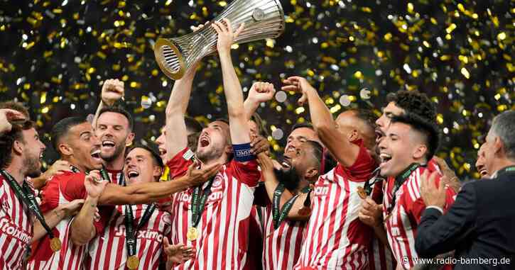 Olympiakos Piräus gewinnt Titel in der Conference League