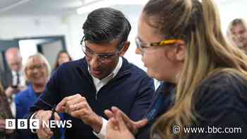 Tories would swap 'rip-off' degrees for apprenticeships