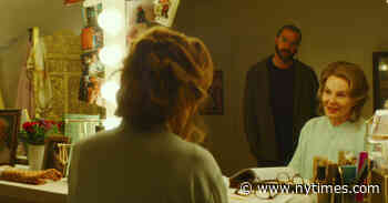 Jessica Lange Portrays a Fading First Lady of the American Theater