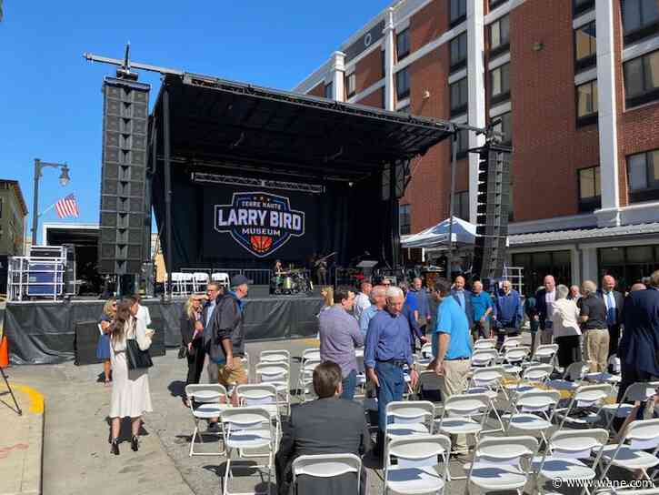 Larry Bird honored during museum opening