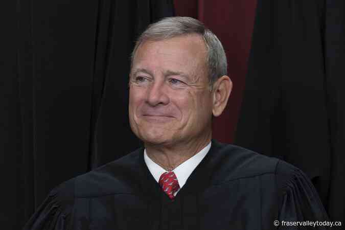 Roberts rejects Senate Democrats’ request to discuss Supreme Court ethics and Alito flag controversy