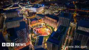 Firm behind £1.9bn revamp pull out of construction