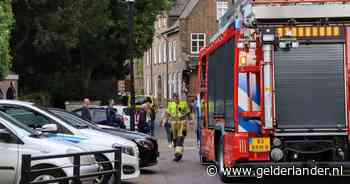 Man raakt gewond bij val van galerij, traumahelikopter rukt uit