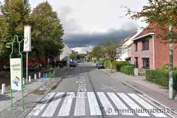 Verkeersplateau met kiss and ride beveiligt schoolomgeving De Wingerd