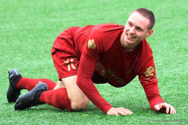 SCHOENEN AAN DE HAAK. Renzo Delporte (33) stopt met goed gevoel dankzij titel van Zwevegem Sport: “Ik ben dankbaar om al die mooie jaren”