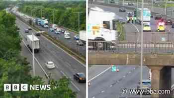 Lorry crash leads to M6 stretch closure
