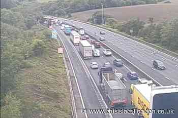 M25 traffic after crash between J6 and J5: Recap