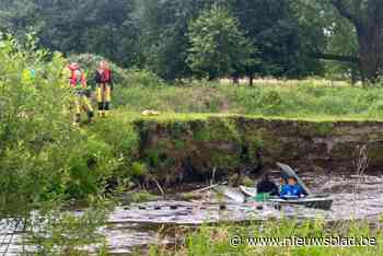 Vijftien jongeren kapseizen door wilde stroming Nete