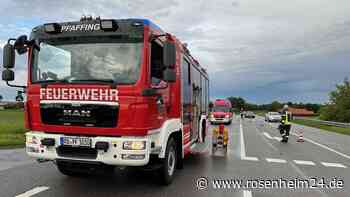Auffahrunfall auf der B304: Autos krachen bei Pfaffing zusammen