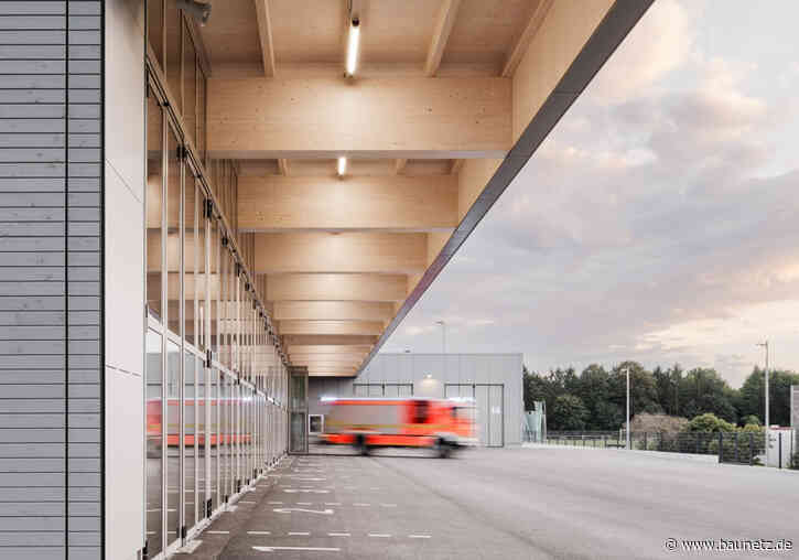 Feuerwache aus Holz
 - Rimpau Bauer Derveaux in Reinbek