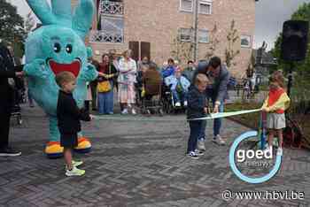 Heraangelegde winkelwandelstraat en Agter De Heuf in Overpelt feestelijk geopend