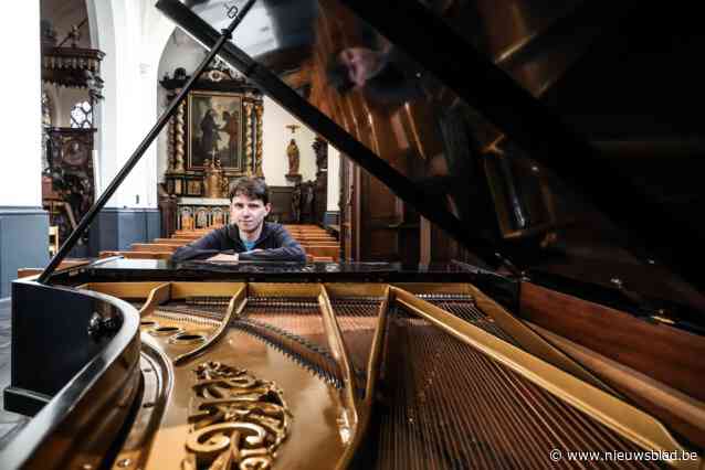Quatre mains in Sint-Jacobuskerk