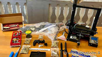 Il 20enne che fabbrica armi con la stampante 3D. Sul web diffondeva video su aggressioni a sfondo razziale