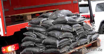 Unwetter in Franken: Bauhof-Mitarbeiter füllen schon Sandsäcke für Bevölkerung