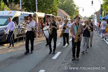 Heemhuisjes doen tijdens Dorpsdag dienst als pop-up bar