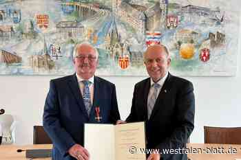 Sandes Motor: Vincenz Heggen erhält Verdienstkreuz