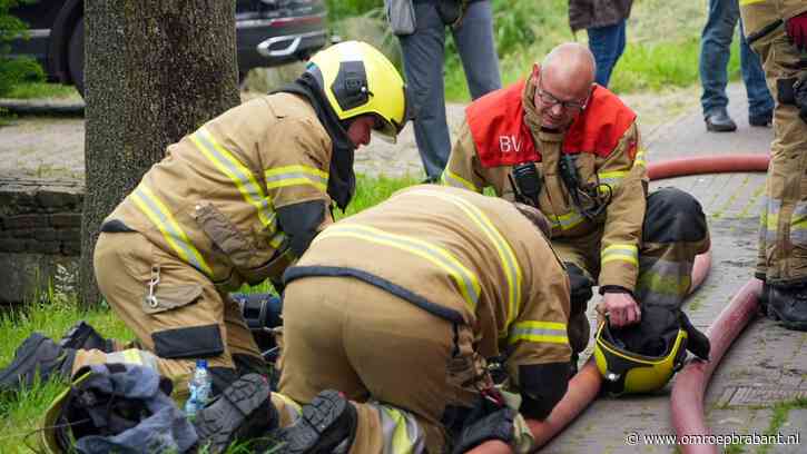 Twee katten vast in brandend huis, één redt het niet