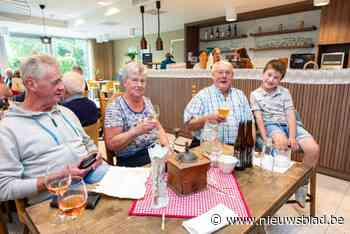 Voormalige cafébazen Eddy en Margriet doen hun café herleven in woonzorgcentrum