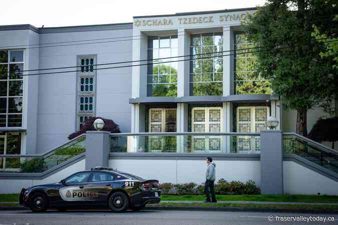 Vancouver synagogue holding service after arson attack