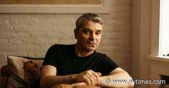 He’s Obsessed With Sports and Politics. His Novels Are, Too.