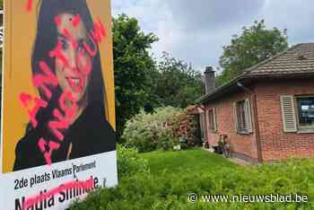 Verkiezingsborden N-VA opnieuw geviseerd door vandalisme: “Deze keer met opschrift ‘anti-landbouw’ dat ook elders in de provincie opduikt”