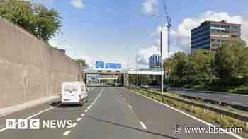 M602 closed for more than 13 hours after crash