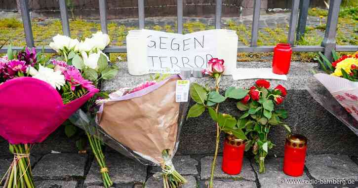 Mahnwache nach Messerangriff – Ermittlungen zu Motiv