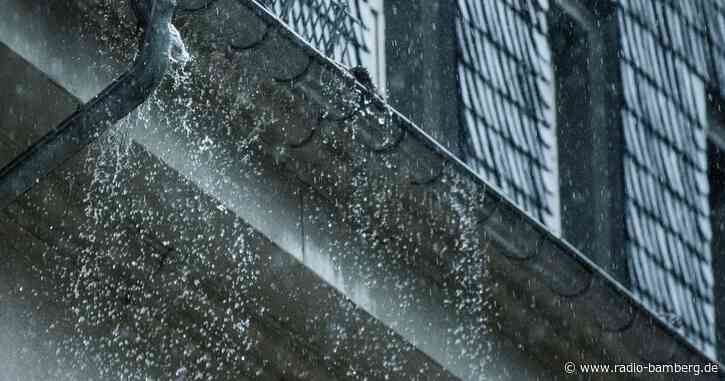 Monats-Regenmengen binnen eines Tages im Süden