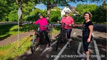 Sicherheitstraining in Nagold: Kursteilnehmerinnen stellen sich den Tücken des E-Bikes