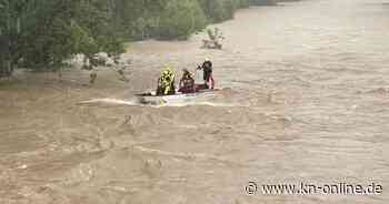 Fluss in Norditalien reißt drei Menschen mit: Zwei Frauen tot aus dem Wasser geborgen