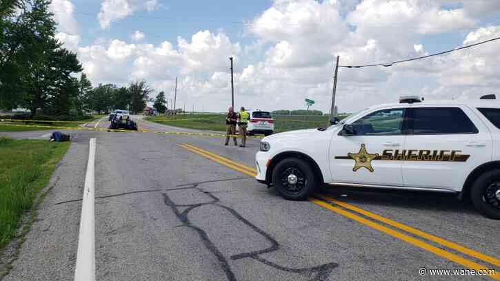 Ohio man dead after hitting pole in motorcycle crash
