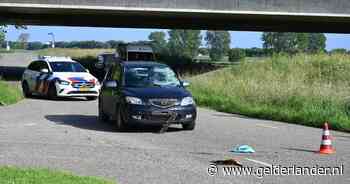Jonge wielrenner zwaargewond na aanrijding met auto