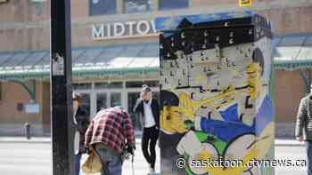 City solicitor rejects Downtown Saskatoon's pitch to outright ban buskers with amps