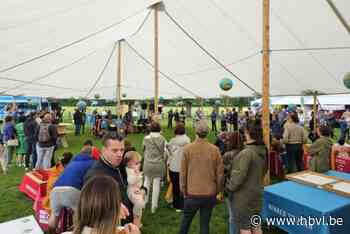 Lekker eten, livemuziek en volksspelen: wereldfeest ‘Amuse’ lokt 7.000 bezoekers naar Domein Kiewit