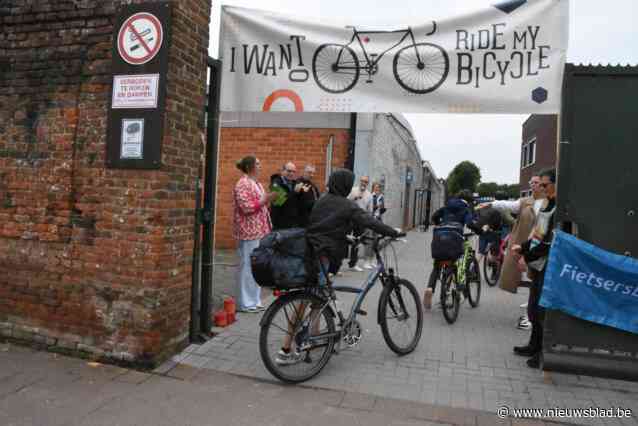 Halle applaudiseert voor fietsers op Wereldfietsdag