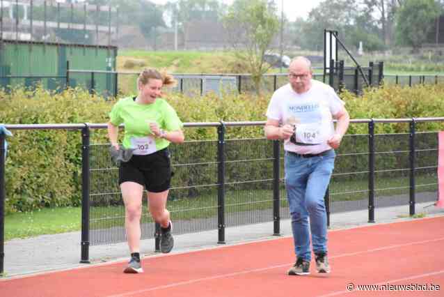 Sporters met en zonder beperking vormen samen een inclusief team op de atletiekpiste: “Iedereen is hier winnaar vandaag”