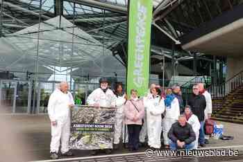 Red Onze Kleiputten voert voor justitiepaleis in Antwerpen opnieuw actie rond asbeststort in Boom