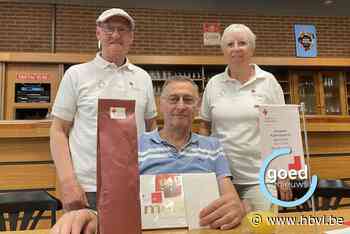 Johan (63) geeft 100 keer bloed: “Familietraditie die we proberen vol te houden”