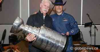 Lanny McDonald brings Stanley Cup to Calgary cop who helped save his life
